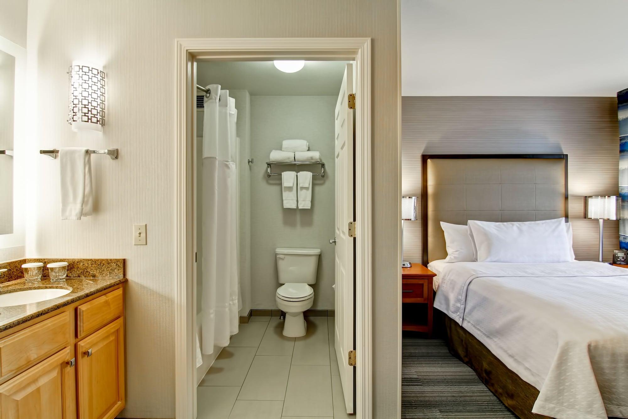 Homewood Suites By Hilton Stratford Esterno foto