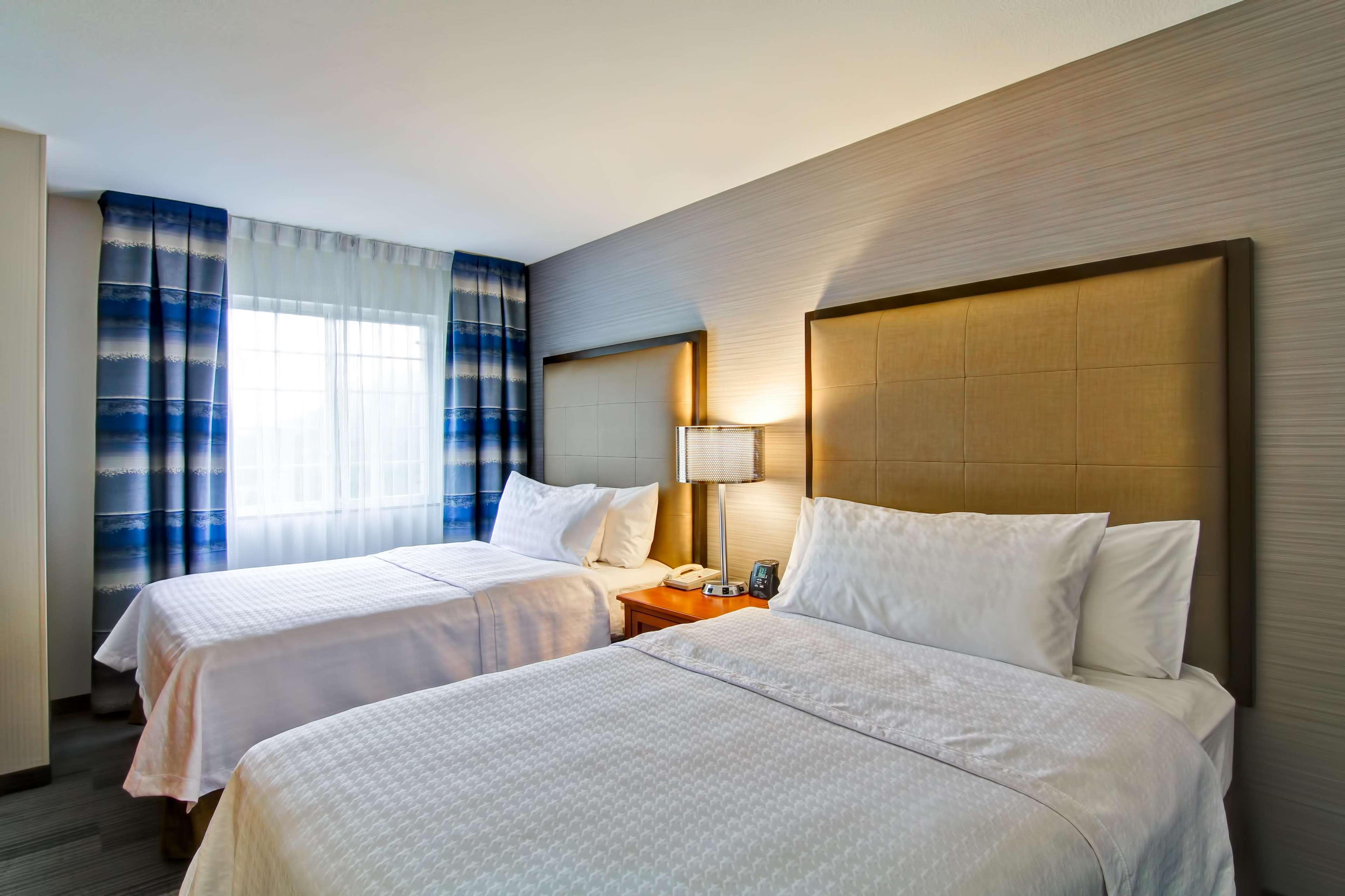 Homewood Suites By Hilton Stratford Esterno foto