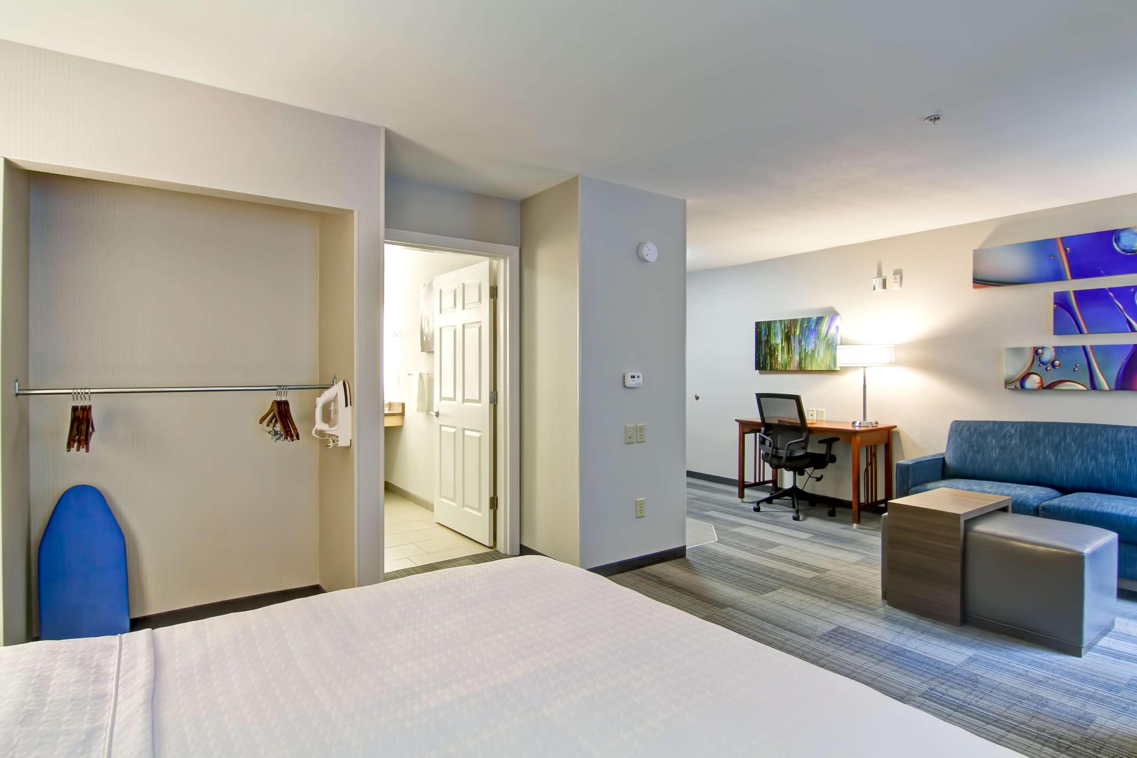 Homewood Suites By Hilton Stratford Esterno foto