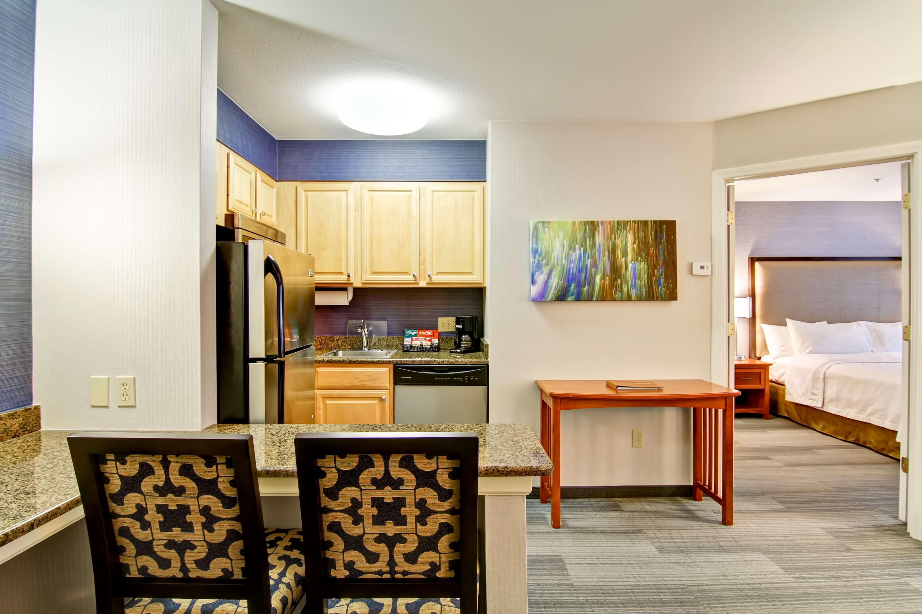 Homewood Suites By Hilton Stratford Esterno foto