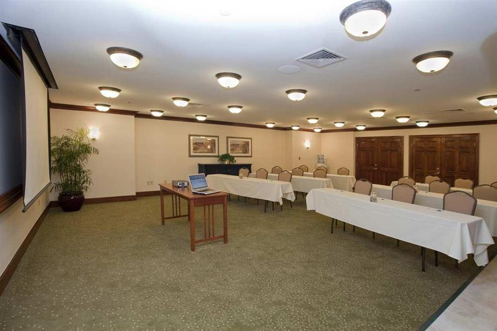 Homewood Suites By Hilton Stratford Servizi foto