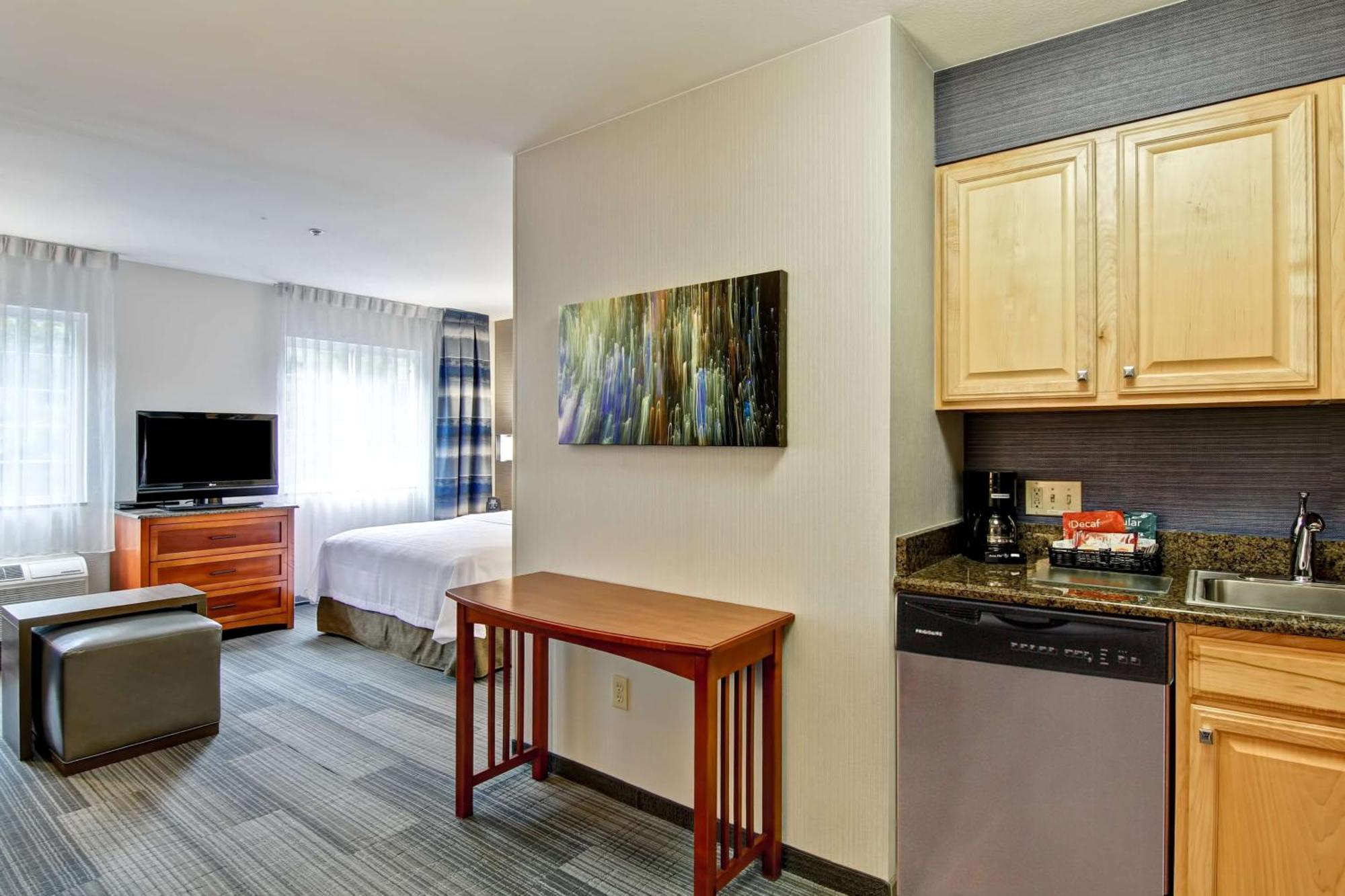 Homewood Suites By Hilton Stratford Esterno foto