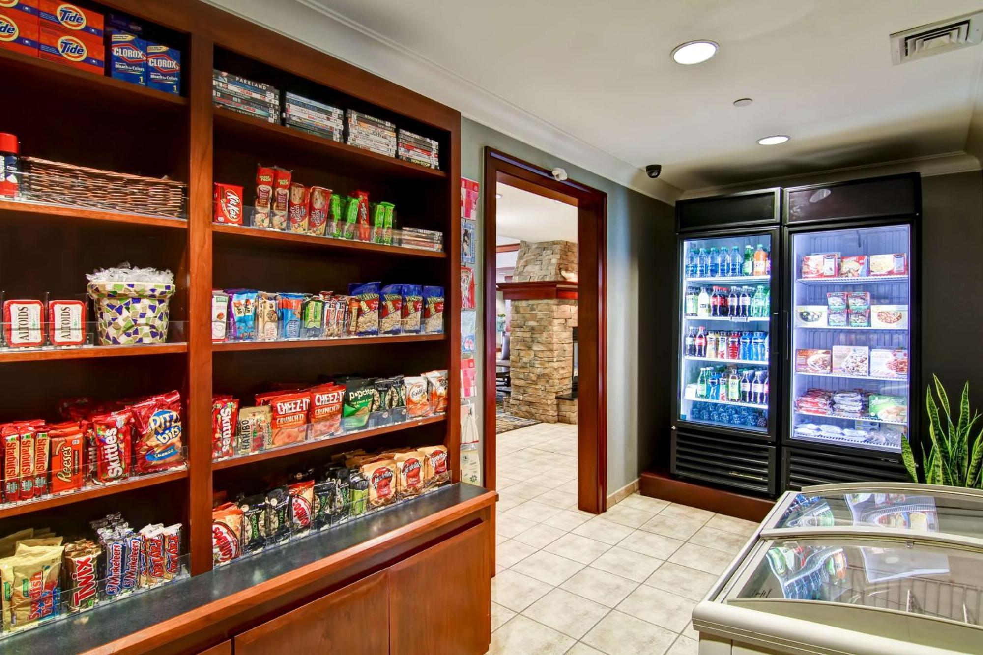 Homewood Suites By Hilton Stratford Esterno foto