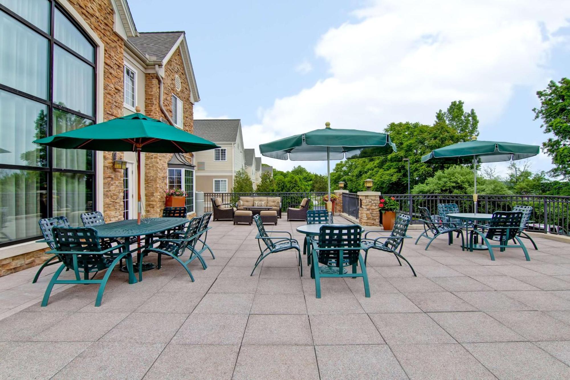 Homewood Suites By Hilton Stratford Esterno foto